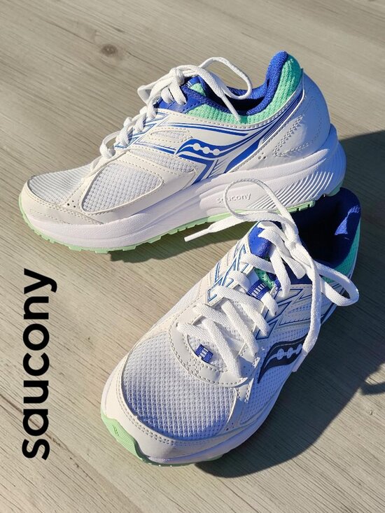 Saucony Shoes - Saucony 6.5 White Running Shoes Sneakers